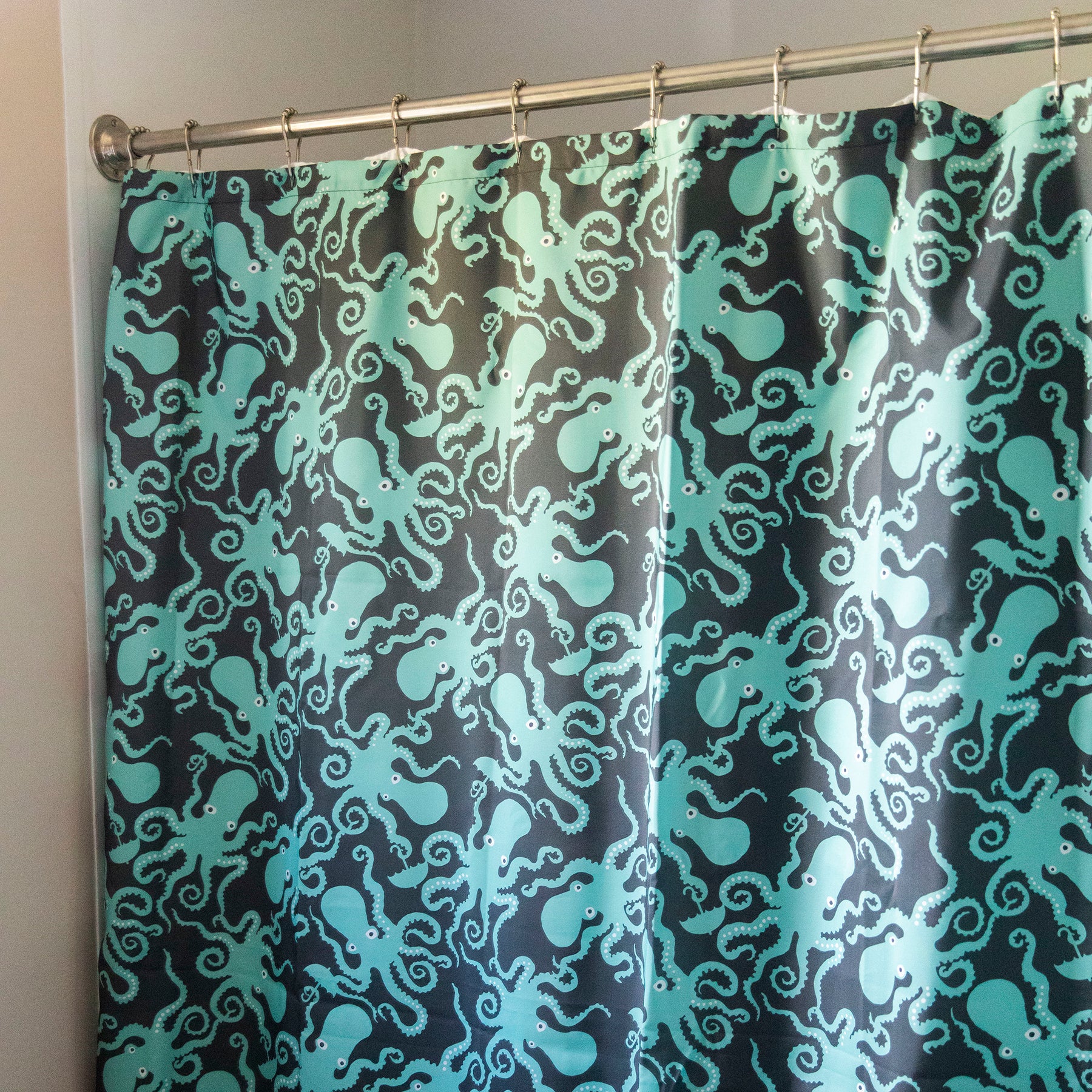 Stay Dry Octopi Shower Curtain - Image 3